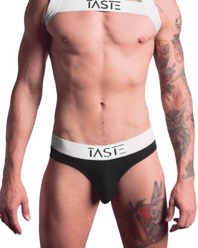 TASTE | Signature Brief Black on White