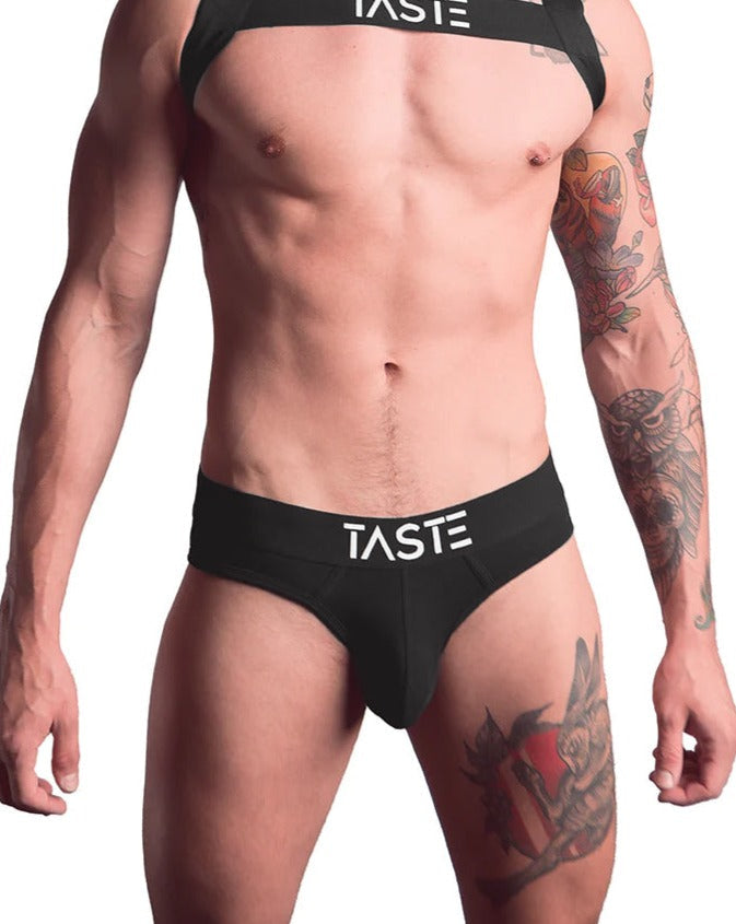 TASTE | Signature Brief Black on Black