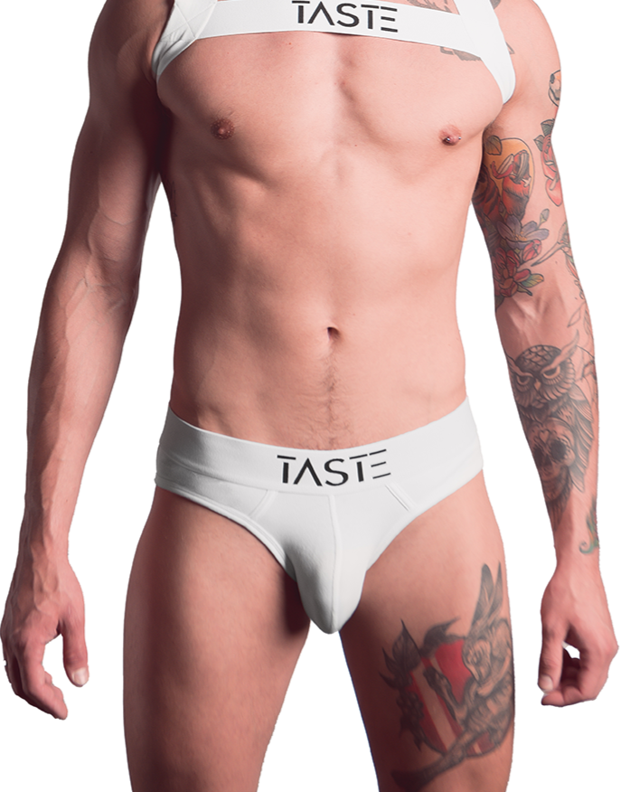 TASTE | Signature Brief White on White